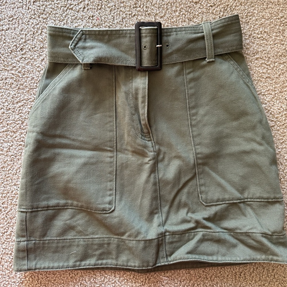 Banana republic skirt size 2
